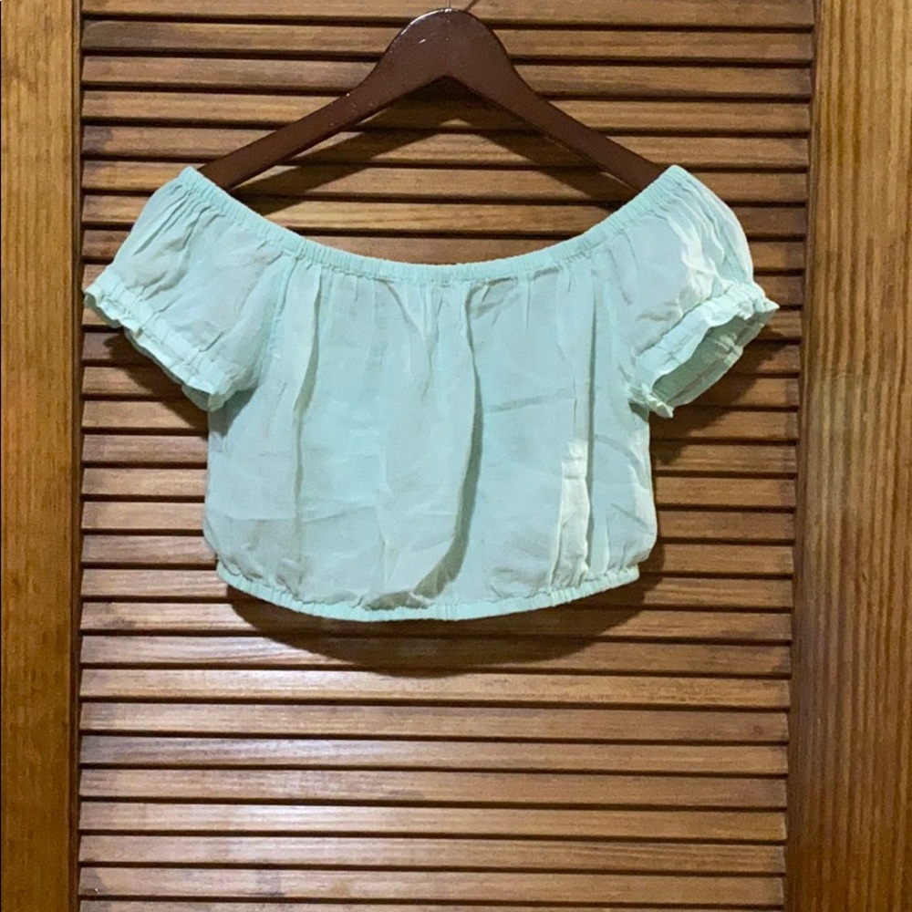 Off shoulder crop top